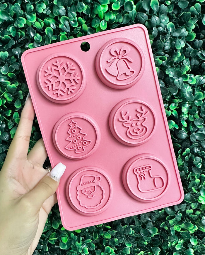 6 Round Assorted Christmas