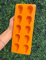 10 Skulls Treat Mold