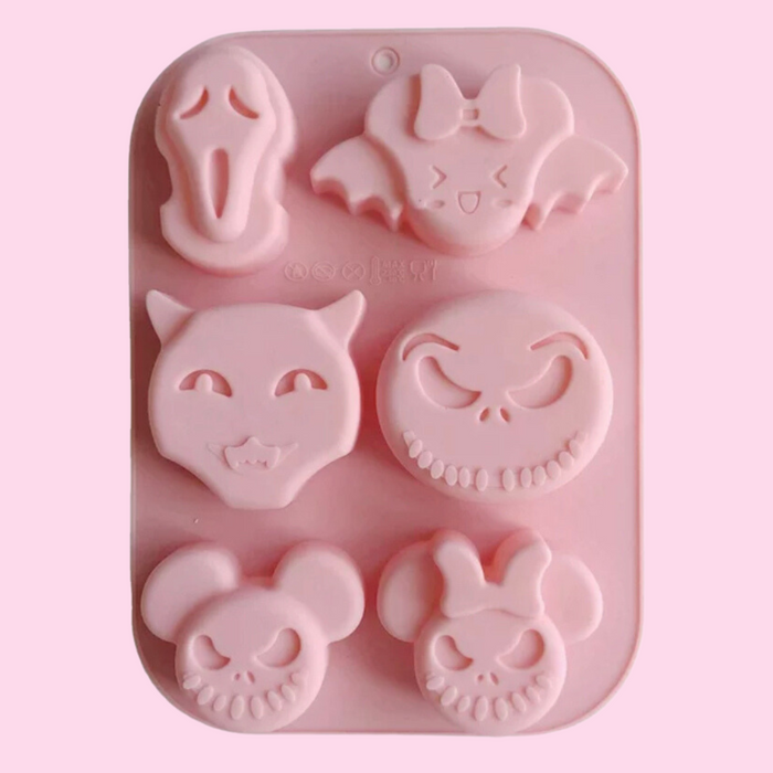 6 Cavity Mouse and Ghost Mold