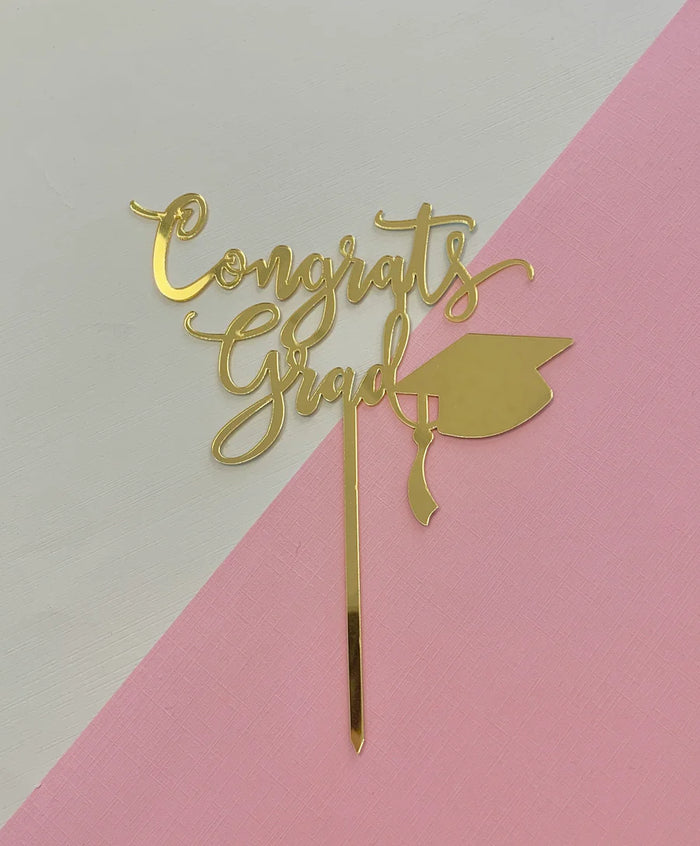 Congrats Grad w/Cap Script