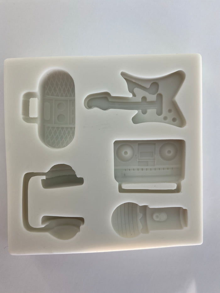 Music Lovers Mold